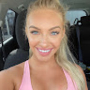 Meet your Posher, Emily-brooke